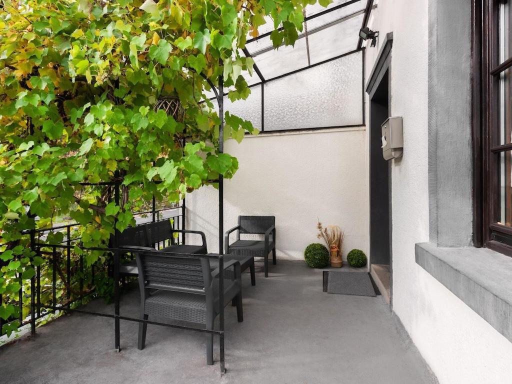 Serene Holiday Home In Nehren With A Beautiful Garden Eksteriør billede